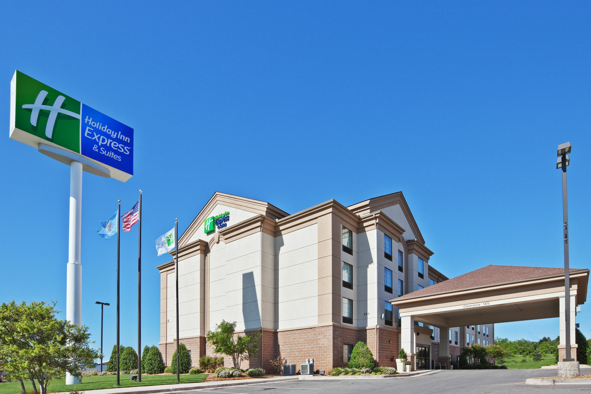 Holiday Inn Express Hotel & Suites Lawton-Fort Sill By Ihg Exterior foto